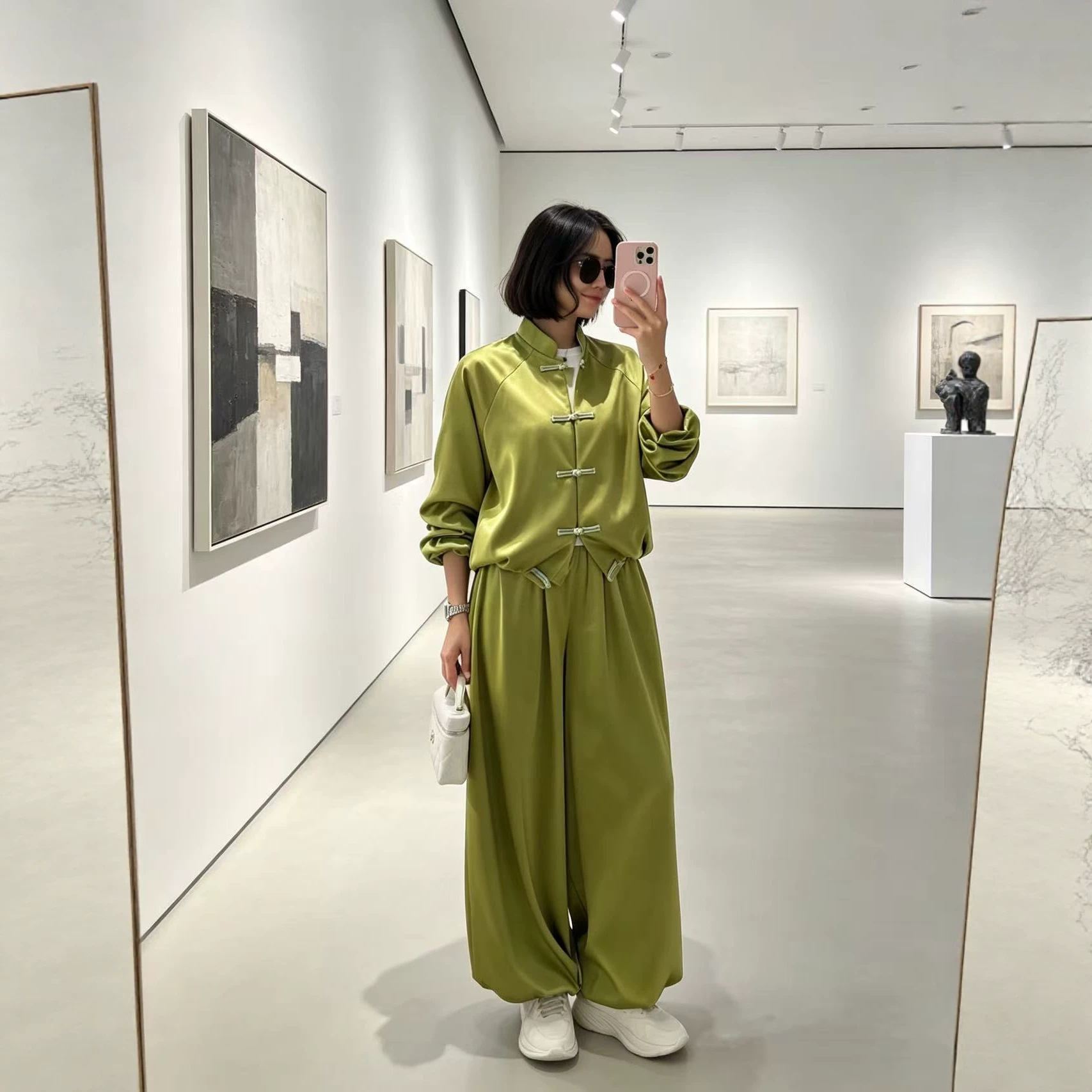 Green Lightweight Loose Women' - đánh giá và giá Shirts